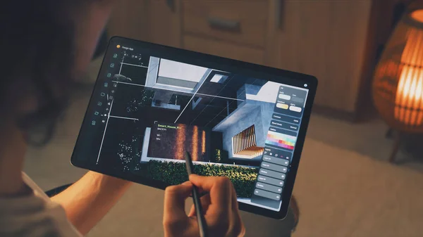 Férfi Tervező Távoli Szabadúszó Projekt Dolgozik Intelligens Ház Külső Modellező — Stock Fotó