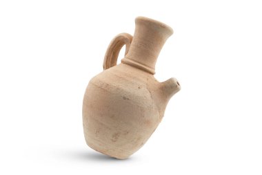 Çömlek sürahisi beyaz arkaplanda izole edildi