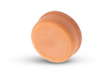 Beyaz arka plan üzerinde izole kahverengi toprak kap