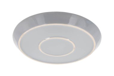 Beyaz arka planda izole edilmiş beyaz ve gri seramik plaka