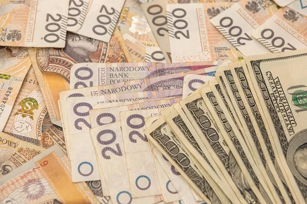 Куча Долларовых Польских Злотых Банкнот Заднем Плане Инвестиции — стоковое фото