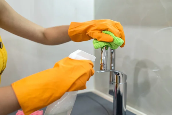Female Hands Protective Gloves Making Cleaning Housekeeping Service — Zdjęcie stockowe