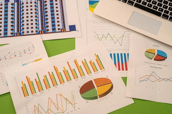 Business Report Graph Charts Investment Analysis Finance Concept Strategy — Fotografia de Stock