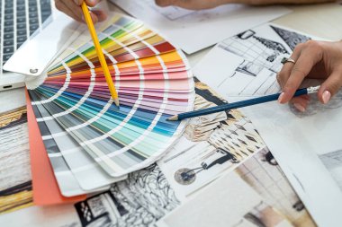 Tasarımcıların iş yerlerinde seçtiği iç mekan renkleri .