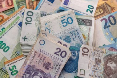  Arkaplan olarak parlatıcı ve euro parası. değişim konsepti, finans