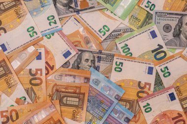 farklı euro ve dolar banknotları, finans geçmişi. yatırım