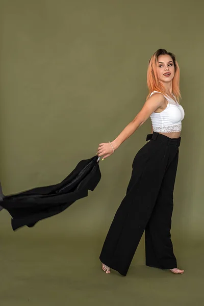 Young European Woman Stylish White Top Black Pants Posing Full — Stock Photo, Image