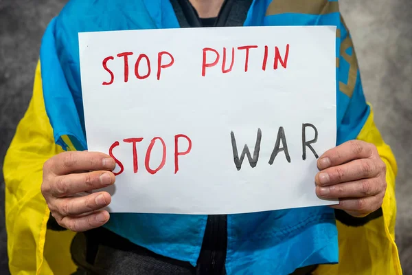 Mannelijke Handen Houden Poster Banner Met Inscriptie Stop Poetin Rusland — Stockfoto