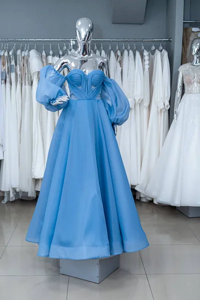 Blue Evening Dress Mannequin Party Bridesmaid Wedding Bridal Shop Fashion — Foto Stock