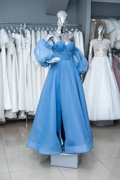 Blue Evening Dress Mannequin Party Bridesmaid Wedding Bridal Shop Fashion — Foto Stock