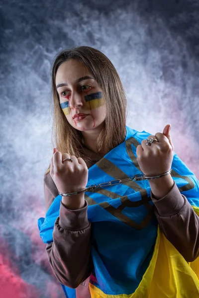 Portret Van Een Oekraïense Vrouw Met Een Vlag Wang Verdriet — Stockfoto
