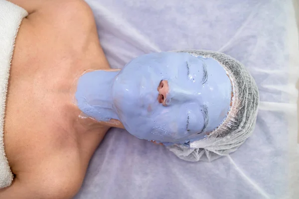 Beautician Procedures Dermatolog Applying Face Mask Young Woman Wellness — Fotografia de Stock