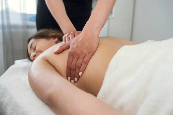 Therapist Doing Relax Massage Female Body Spa Salon Health Procedure — 스톡 사진