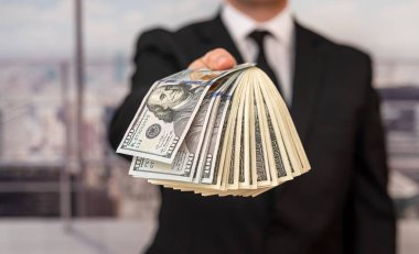 the lawyer of a large private office pays in dollars for the case won by a judge. The concept of payment in dollars for the services of a lawyer