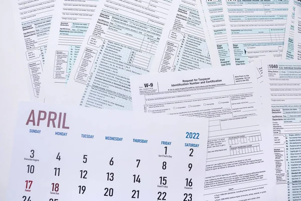View Top Calendar Date Submission Declaration Income Citizens Concept Tax — Photo
