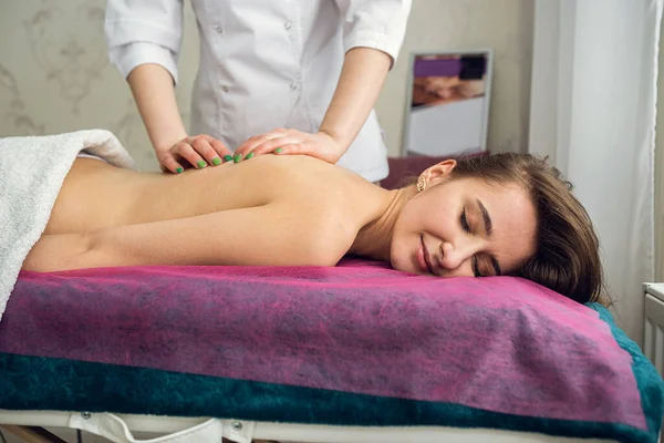 Young Woman Lying Table Receive Relax Massage Spa Spine Health — Stockfoto