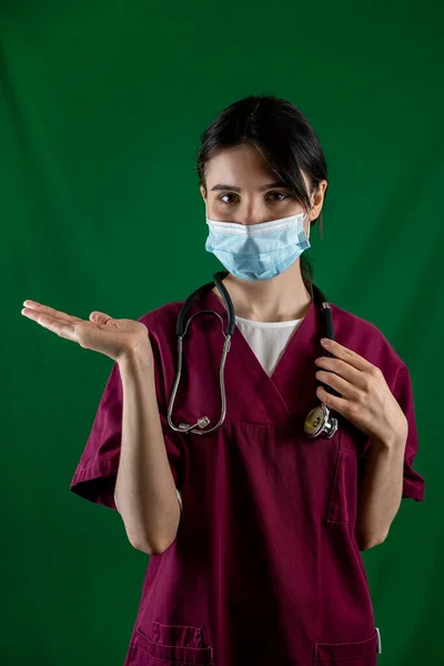 Medizinisches Konzept Der Schönen Ärztin Weißem Mantel Mit Stethoskoptaille Nach — Stockfoto