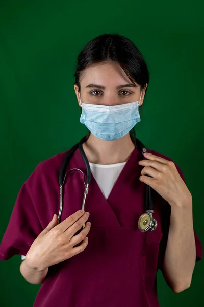 Koncepcja Medyczna Pięknej Lekarki Białym Płaszczu Stetoskopem Górę Student Medycyny — Zdjęcie stockowe