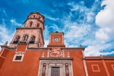 Santiago de Queretaro, Queretaro, Mexico, 09 07 22, Main entrance next to the tower and bell of th