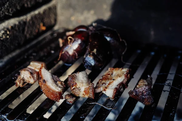 Zuid Amerikaanse Barbecue Met Verschillende Stukken Kalfsvlees Bloedworst — Stockfoto