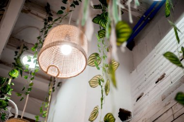 Stil hasır kolye lambaları