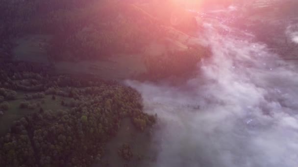 Veduta Aerea Drone Nebbia Nuvole Inversione Una Valle Rurale Paesaggio — Video Stock