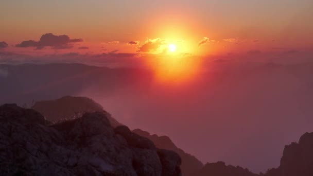 Moving White Clouds Blue Sky Scenic Sunrise View Mountain Sun — Αρχείο Βίντεο