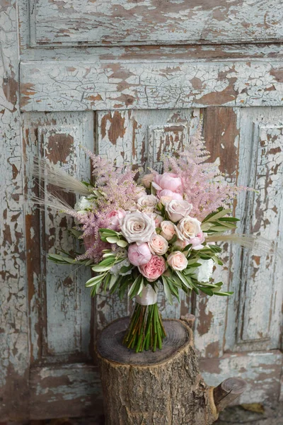 Flores Casamento Bouquet Nupcial Closeup Decoração Feita Rosas Peônias Plantas — Fotografia de Stock