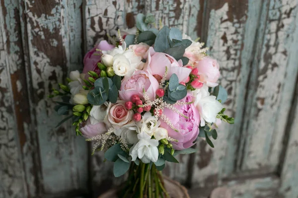 Pink Wedding Bouquet Composed Roses Freesias Peonies Hypericum Astilba Eucalypthus — Stock Photo, Image