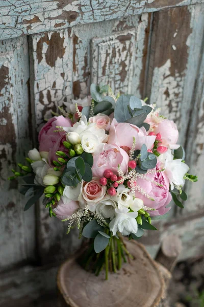 Pink Wedding Bouquet Composed Roses Freesias Peonies Hypericum Astilba Eucalypthus — Stock Photo, Image