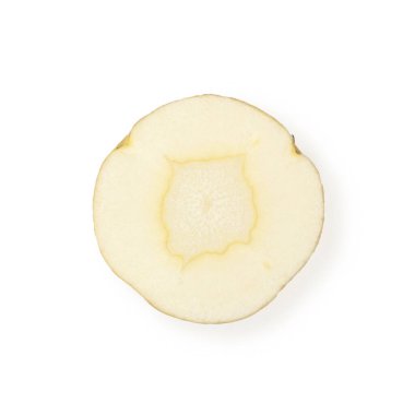 Beyaz arka planda izole edilmiş yaban havucu dilimi. Biyolojik sebze.