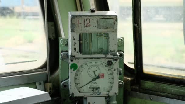 Obsolete Device Determining Speed Movement Installed Drivers Cab Diesel Locomotive — Stockvideo
