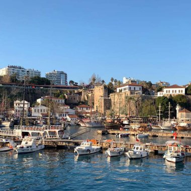 Türkiye 'nin Tarihi Antalya Limanı