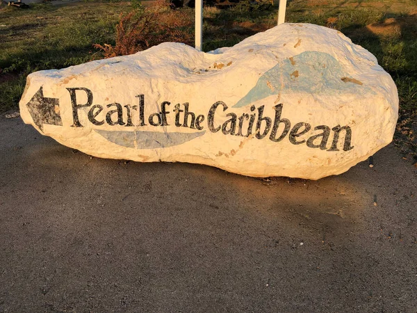 Pearl Caribbean Stone Sign — Stock fotografie