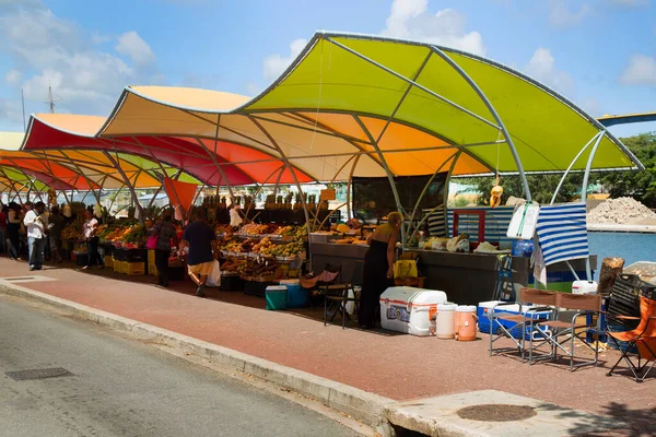 Fresh Tropical Fruits Market River — Fotografia de Stock