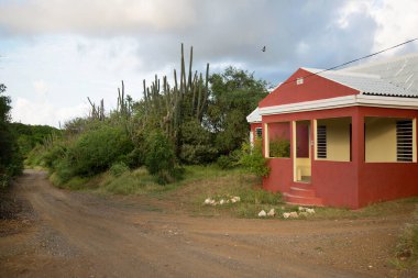 Kırsalda inşaat ve yol yolu