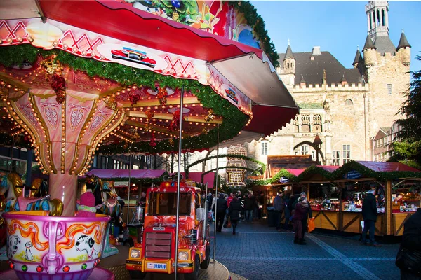 Carrusel Navidad Por Noche —  Fotos de Stock