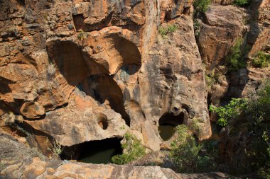 Blyde Nehri ve Bourke 'un Şans Çukurları' nı gösteren manzara 