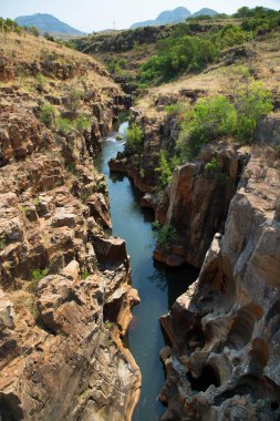 Blyde Nehri ve Bourke 'un Şans Çukurları' nı gösteren manzara 