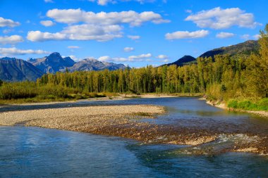 Elk Nehri, Kanada 'nın British Columbia eyaletinin güneydoğu Kootenay bölgesinde yer alan 220 km uzunluğunda bir nehirdir..