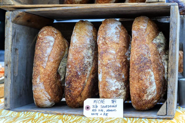Arrangement Sourdough Bread Display Farmer Market Penticton British Columbia Canada — Stock Fotó