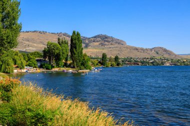 Landscape view of Osoyoos Lake located in the small town of Osoyoos, British Columbia, Canada situated in the Okanagan Valley.