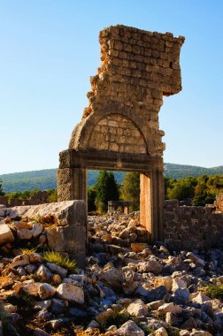 Yakın plan manzara manzarası antik şehrin kalıntıları. Türkiye 'nin Mersin ilinin Kanlidivane antik kenti. Açık hava müzesi. Seyahat ve turizm kavramı.