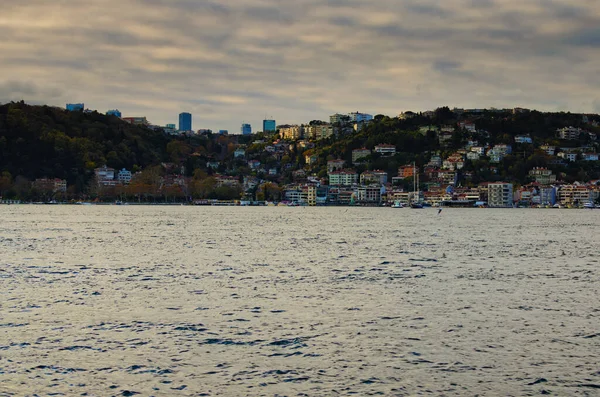 Picturesque Landscape View Residential Buildings Green Hills Bosporus Bosphorus Strait — Photo