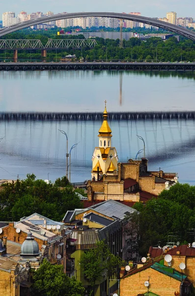 Malebný Letecký Výhled Kyjev Podil Sousedství Řeka Dnipro Mosty Proti — Stock fotografie