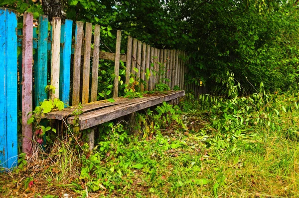 Close View Old Abandoned Wooden Bench Broken Fence Old Wooden — Stockfoto