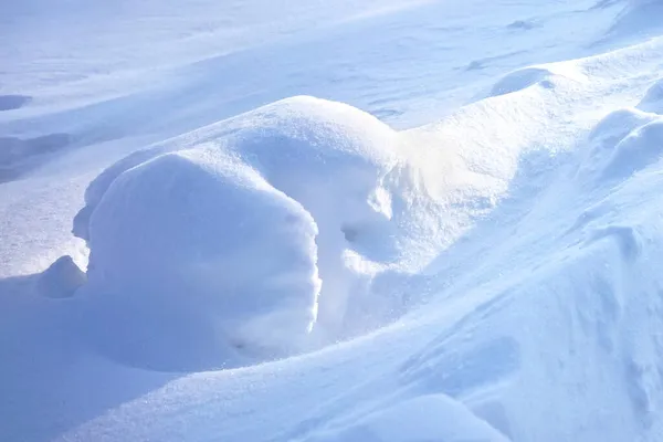 Große Schneeverwehungen Winter Bei Sonnenschein Und Schatten Die Textur Bank — Stockfoto