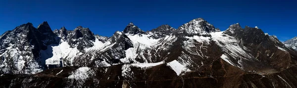 Panorama Pegunungan Dan Salju Himalaya Berjalan Sepanjang Sirkuit Everest Nepal — Stok Foto