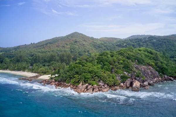 Drone Field View Coastline Mountains Beach Praslin Seychelles — стоковое фото