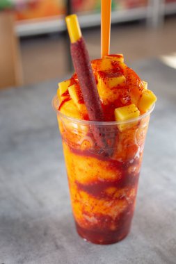 Mangonada içkisi manzarası.